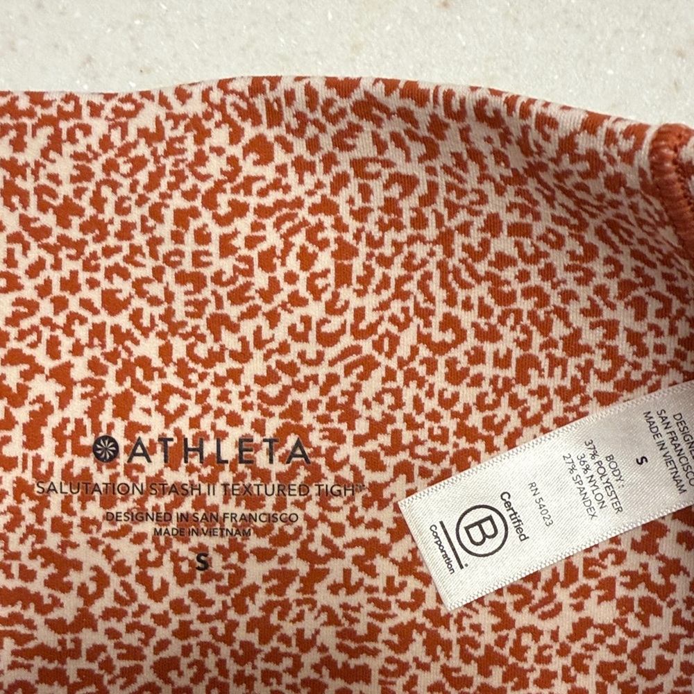 Athleta Stash Salutation Tight - image 6